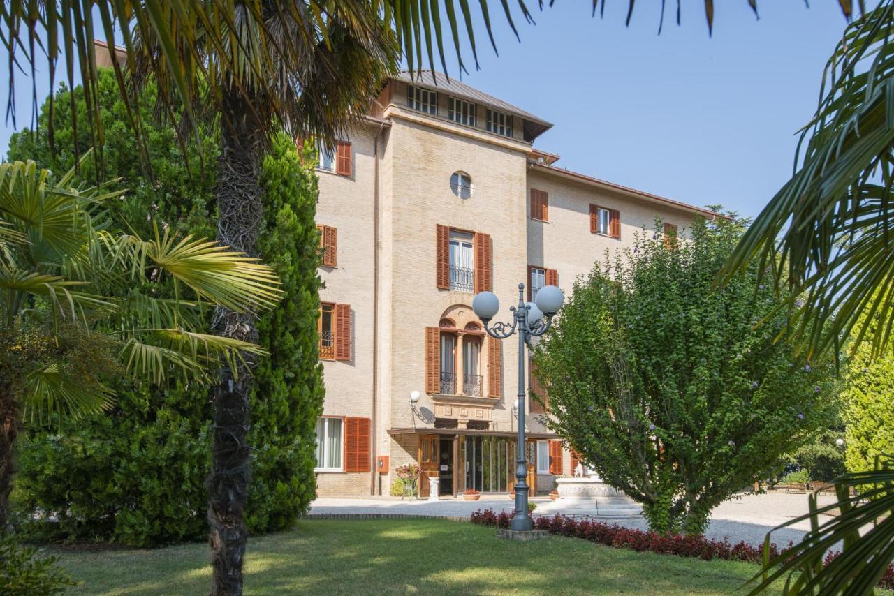 Hotel Villa Quiete Montecassiano Dış mekan fotoğraf